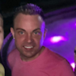 Meet your Posher, Corey